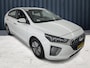 Hyundai Ioniq 1.6 GDi Premium Sky (105 PK) 1e-Eig. & Keurig-Onderh. BOVAG-Garantie. NL-Auto. Half-Leer, Trekhaak, Panoramadak, Navigatie/Apple-Carplay/Android-Auto, Cruisecontrol, Parkeersensoren-V+A, Keyless-Entry/Start, Achteruitrij Stuurverwarming, Stoelverwarming-V+A, DAB, Premium-Audio, Licht-Zicht-pakket, Lm-Velgen-15Inch, Privacy-Glas