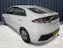 Hyundai Ioniq 1.6 GDi Premium Sky (105 PK) 1e-Eig. & Keurig-Onderh. BOVAG-Garantie. NL-Auto. Half-Leer, Trekhaak, Panoramadak, Navigatie/Apple-Carplay/Android-Auto, Cruisecontrol, Parkeersensoren-V+A, Keyless-Entry/Start, Achteruitrij Stuurverwarming, Stoelverwarming-V+A, DAB, Premium-Audio, Licht-Zicht-pakket, Lm-Velgen-15Inch, Privacy-Glas