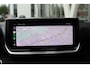 Peugeot 2008 1.2 Puretech ALLURE 130PK AUTOMAAT | Wit Metallic | 360 Camera | Navi app | Carplay | Leer/stof | Verwamde stoelen | Pdc v+a |