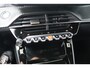 Peugeot 2008 1.2 Puretech ALLURE 130PK AUTOMAAT | Wit Metallic | 360 Camera | Navi app | Carplay | Leer/stof | Verwamde stoelen | Pdc v+a |