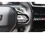 Peugeot 2008 1.2 Puretech ALLURE 130PK AUTOMAAT | Wit Metallic | 360 Camera | Navi app | Carplay | Leer/stof | Verwamde stoelen | Pdc v+a |