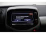 Toyota Aygo 1.0 VVT-i x-play | Achteruitrijcamera | Groot scherm | Airconditioning | Apple Carplay/Android Auto