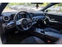 Mercedes-Benz A-klasse 180 AMG line | Night | Panorama-schuifdak | Apple Carplay | Achteruitrijcamera | Stoelverwarming | Dode hoek |