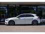Mercedes-Benz A-klasse 180 AMG line | Night | Panorama-schuifdak | Apple Carplay | Achteruitrijcamera | Stoelverwarming | Dode hoek |