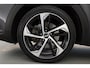 Kia e-Niro ExecutiveLine 64 kWh | CarPlay | JBL | Leder | Keyless | Camera | Stoelventilatie | Navi