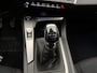 Peugeot 308 Active Pack Business 110 pk | Navigatie via Apple Carplay/Android Auto | Parkeersensoren Achter | Comfortstoelen | Keyless Start | LED Koplampen | Head-up Display | Volledig Digitaal Instrumentenpaneel | Climate Control | Cruise Control |