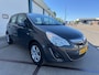 Opel Corsa 1.2-16V Design Edition Automaat !