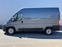 Peugeot Boxer 2.2 BlueHDi 140 S&S L2H2 3.5t | BPM VRIJ | AUTOMAAT | LAADRUIMTE INGERICHT | | 2 zitplaatsen rechtsvoor | Achteruitrijcamera | Airco