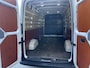 Volkswagen Crafter 35 2.0 TDI L4H3 Highline Airco - parkeersensoren achter - cruise control - zijschuifdeur rechts - tussenschot volledig - Ideaal voor camper