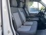 Volkswagen Crafter 35 2.0 TDI L4H3 Highline Airco - parkeersensoren achter - cruise control - zijschuifdeur rechts - tussenschot volledig - Ideaal voor camper