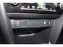 Toyota Yaris Cross 1.5 Hybrid Business | Incl. 12 maanden Garantie | Afneembare trekhaak | Adaptive cruise controle | Stoel & Stuur verwarming | Climate controle | Achteruitrijcamera | Apple CarPlay/Android Auto | Lane assist | DAB | Climate controle | 16 Inch LMV |