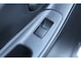 Toyota Yaris Cross 1.5 Hybrid Business | Incl. 12 maanden Garantie | Afneembare trekhaak | Adaptive cruise controle | Stoel & Stuur verwarming | Climate controle | Achteruitrijcamera | Apple CarPlay/Android Auto | Lane assist | DAB | Climate controle | 16 Inch LMV |