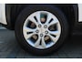 Toyota Yaris Cross 1.5 Hybrid Business | Incl. 12 maanden Garantie | Afneembare trekhaak | Adaptive cruise controle | Stoel & Stuur verwarming | Climate controle | Achteruitrijcamera | Apple CarPlay/Android Auto | Lane assist | DAB | Climate controle | 16 Inch LMV |