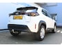 Toyota Yaris Cross 1.5 Hybrid Business | Incl. 12 maanden Garantie | Afneembare trekhaak | Adaptive cruise controle | Stoel & Stuur verwarming | Climate controle | Achteruitrijcamera | Apple CarPlay/Android Auto | Lane assist | DAB | Climate controle | 16 Inch LMV |