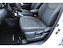 Toyota Yaris Cross 1.5 Hybrid Business | Incl. 12 maanden Garantie | Afneembare trekhaak | Adaptive cruise controle | Stoel & Stuur verwarming | Climate controle | Achteruitrijcamera | Apple CarPlay/Android Auto | Lane assist | DAB | Climate controle | 16 Inch LMV |