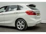 BMW 2-Serie Active Tourer 225xe iPerformance Centennial Executive Panoramadak/ Sportstoelen/ Head up/ Professional navigatie/ Pdc/ Full led