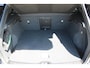 Volvo XC40 B4 Automaat R-Design | Verwarmbare Voorstoelen | Harman Kardon Premium Audio | Verwarmbare Voorruit | Getint Glas Achter | Achteruitrijcamera | Dodehoekdetectie Met Correctie | Adaptieve Cruise Control | Sportonderstel | Electronic Climate Control | Navigatiesysteem | Rijstrooksensor Met Correctie | LED Koplampen | Parkeersensoren | Apple Carplay/Android Auto