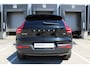 Volvo XC40 B4 Automaat R-Design | Verwarmbare Voorstoelen | Harman Kardon Premium Audio | Verwarmbare Voorruit | Getint Glas Achter | Achteruitrijcamera | Dodehoekdetectie Met Correctie | Adaptieve Cruise Control | Sportonderstel | Electronic Climate Control | Navigatiesysteem | Rijstrooksensor Met Correctie | LED Koplampen | Parkeersensoren | Apple Carplay/Android Auto