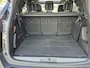 Peugeot 5008 1.2 Hybrid GT | 7-Zits | Automaat | Panoramisch Schuifdak | Black Pack | Focal Sound | Keyless Achterklep | Navigatie | Zeer Complete en Stoere Peugeot 5008 !! Draadloze Telefoonlader | Full LED | Stoelverwarming |