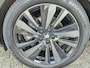 Peugeot 5008 1.2 Hybrid GT | 7-Zits | Automaat | Panoramisch Schuifdak | Black Pack | Focal Sound | Keyless Achterklep | Navigatie | Zeer Complete en Stoere Peugeot 5008 !! Draadloze Telefoonlader | Full LED | Stoelverwarming |