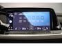 Volkswagen Golf Life 1.5 eTSI 130pk DSG Automaat Adaptive cruise control, Achteruitrijcamera, LED koplampen, Stoelverwarming, App connect, Parkeersensoren, Stuurwiel verwarmd