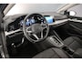 Volkswagen Golf Life 1.5 eTSI 130pk DSG Automaat Adaptive cruise control, Achteruitrijcamera, LED koplampen, Stoelverwarming, App connect, Parkeersensoren, Stuurwiel verwarmd