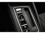 Volkswagen Golf Life 1.5 eTSI 130pk DSG Automaat Adaptive cruise control, Achteruitrijcamera, Stoelverwarming, App connect, Parkeersensoren, LED koplampen, Stuurwiel verwarmd, DAB, Radio, Airco