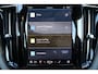 Volvo XC60 T8 Recharge AWD Ultimate Black Edition - LONG RANGE - Panorama/schuifdak - IntelliSafe Assist & Surround - 360º Camera - Verwarmde voorstoelen, stuur & achterbank - Parkeersensoren voor & achter - Elektr. bedienb. voorstoelen met geheugen - Head up display - Draadloze tel. lader - Extra getint glas - 21' LMV