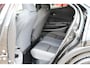 Toyota C-HR 1.8 Hybrid 140 Dynamic Limited Automaat 140pk | Stuur- + stoelverwarming | Parkeersensoren voor + achter | Dodehoekdetectie |