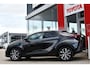 Toyota C-HR 1.8 Hybrid 140 Dynamic Limited Automaat 140pk | Stuur- + stoelverwarming | Parkeersensoren voor + achter | Dodehoekdetectie |