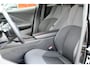 Toyota C-HR 1.8 Hybrid 140 Dynamic Limited Automaat 140pk | Stuur- + stoelverwarming | Parkeersensoren voor + achter | Dodehoekdetectie |
