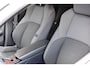Toyota C-HR 1.8 Hybrid 140 Dynamic Limited Automaat 140pk | Stuur- + stoelverwarming | Parkeersensoren voor + achter | Dodehoekdetectie |