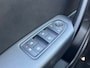 Renault Captur 1.6 E-Tech Plug-in Hybrid 160 Intens NAVI / STOELVERWARMING / FABRIEKSGARANTIE TOT 01.2028