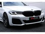 BMW 5-Serie 520i M-SPORT LASER MEMORY LEDER CAMERA SFEERVERLICHTING