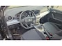 SEAT Arona 1.0 TSI 95pk Style / Navigatie via App Connect / Parkeersensoren