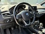 BMW 2-Serie Active Tourer BWJ 2015 218i Luxury Line M AFN. TREKHAAK / PANORAMA / LEDER / ELEK. ACHTERKLEP / HEAD UP DIS. / STOELVERW. / NAVI / CRUISE / BLUETOOTH / 18 INCH LMV / MULTIFUNCT. STUUR