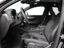 Volvo EC40 Single Motor Extended Range Plus Black Edi. 82 kWh / Trekhaak/ 360 camera / Stoel+stuurverw. / Harman Kardon / Extra getint glas