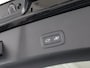 Volvo EC40 Single Motor Extended Range Plus Black Edi. 82 kWh / Trekhaak/ 360 camera / Stoel+stuurverw. / Harman Kardon / Extra getint glas