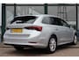 Skoda Octavia Combi 1.5 TSI First Edition | Stoelverwarming | Parkeersensoren | Navigatie | Apple Carplay/Android Auto |