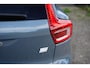 Volvo XC40 1.5 T4 Recharge R-Design | Nubuck bekleding | Stoel en stuurverwarming | Adaptieve cruise control