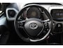 Toyota Aygo 1.0 VVT-i x-play Airco/Achteruitrijcamera/Apple carplay/Bluetooth/Toerenteller/Multifunctioneel stuurwiel/Elektrische ramen/Elektrisch verstelbare spiegels.