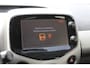 Toyota Aygo 1.0 VVT-i x-play Airco/Achteruitrijcamera/Apple carplay/Bluetooth/Toerenteller/Multifunctioneel stuurwiel/Elektrische ramen/Elektrisch verstelbare spiegels.