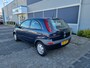 Opel Corsa 1.2-16V 3-Drs Bj: 2002 NAP!