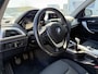 BMW 1-Serie BWJ 2012 116i 136 PK Business 84000KM!! TREKHAAK AFN. / AIRCO / NAVI / CRUISE / BLUETOOTH / PDC ACHTER / MULTIFUNCT. STUUR / LMV 16 INCH / ISOFIX