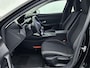 Peugeot 308 SW Active Pack Business 110pk | Navigatie via Apple Carplay / Android Auto | Climate Control | Cruise Control | Led koplampen | Parkeersensoren | Keyless start | Bluetooth | Digitaal instrumentenpaneel | Automatisch dimlicht | Regensensor | Elektrisch inklapbare spiegels | All seasonbanden | Trekhaak |