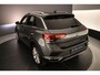 Volkswagen T-Roc Sport 1.5 TSI 150pk DSG Automaat Adaptive cruise control, Elektrische achterklep, Achteruitrijcamera, Stoelverwarming, Parkeersensoren, App connect