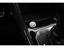 Volkswagen T-Roc Sport 1.5 TSI 150pk DSG Automaat Adaptive cruise control, Elektrische achterklep, Achteruitrijcamera, Stoelverwarming, Parkeersensoren, App connect