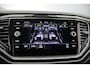 Volkswagen T-Roc Sport 1.5 TSI 150pk DSG Automaat Adaptive cruise control, Elektrische achterklep, Achteruitrijcamera, Stoelverwarming, Parkeersensoren, App connect
