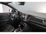 Volkswagen T-Roc Sport 1.5 TSI 150pk DSG Automaat Adaptive cruise control, Elektrische achterklep, Achteruitrijcamera, Stoelverwarming, Parkeersensoren, App connect