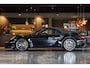 Porsche 911 Cabrio 3.8 Turbo S Orig. 49000 km! UNIEK! ENIG! NIEUW! Black Optic, Vol leder Adapt. Sportstoelen 18 weg / Memory, Ceramic PCCB, Sport Chrono/ Design, Carbon, Burmester, PDLS+, Leder Pakket, Home-Link, DAB, Camera, PCM, PTV+, PDCC, PADM, 20''